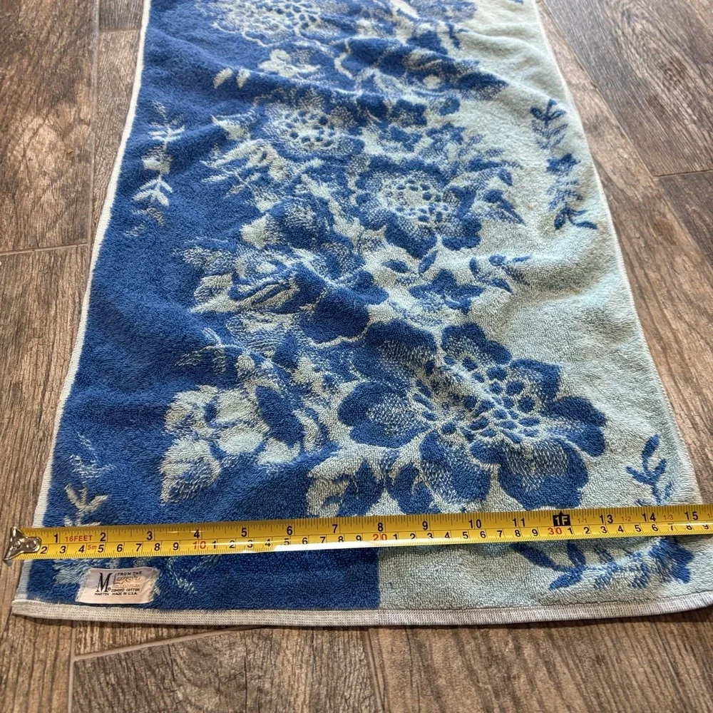 Vintage MARTEX Hand Towel Blue Flower Pattern 1970s MCM 15x28
